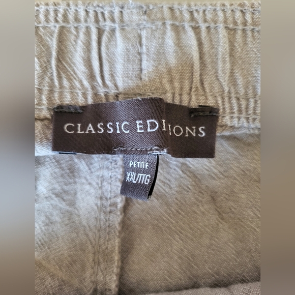 Classic Editions Tan Shorts, Size XXL (42) - Picture 3 of 5